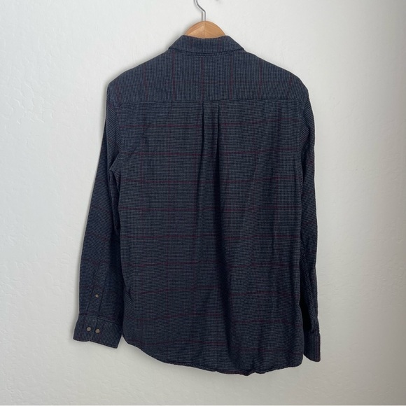 Croft & Barrow Gray Plaid Long Sleeve Flannel Button Up Shirt Men's Medium - Picture 4 of 4